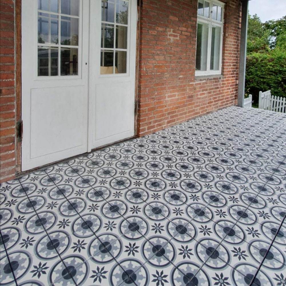 Villa Fliser, udendørs fliser, belægningsfliser, terrasse fliser, udendørsfliser, Villa Tiles, Cement tiles, Zementfliesen, Carreaux de ciment, encaustic tiles, exclusive tiles, luxury tiles, handmade tiles, handcrafted tiles, outdoor tiles, patio tiles, paving tiles, handmade pavement tiles, terrace tiles, balcony tiles, danish design tiles, moroccan tiles, handgjort kakel, håndlagde fliser