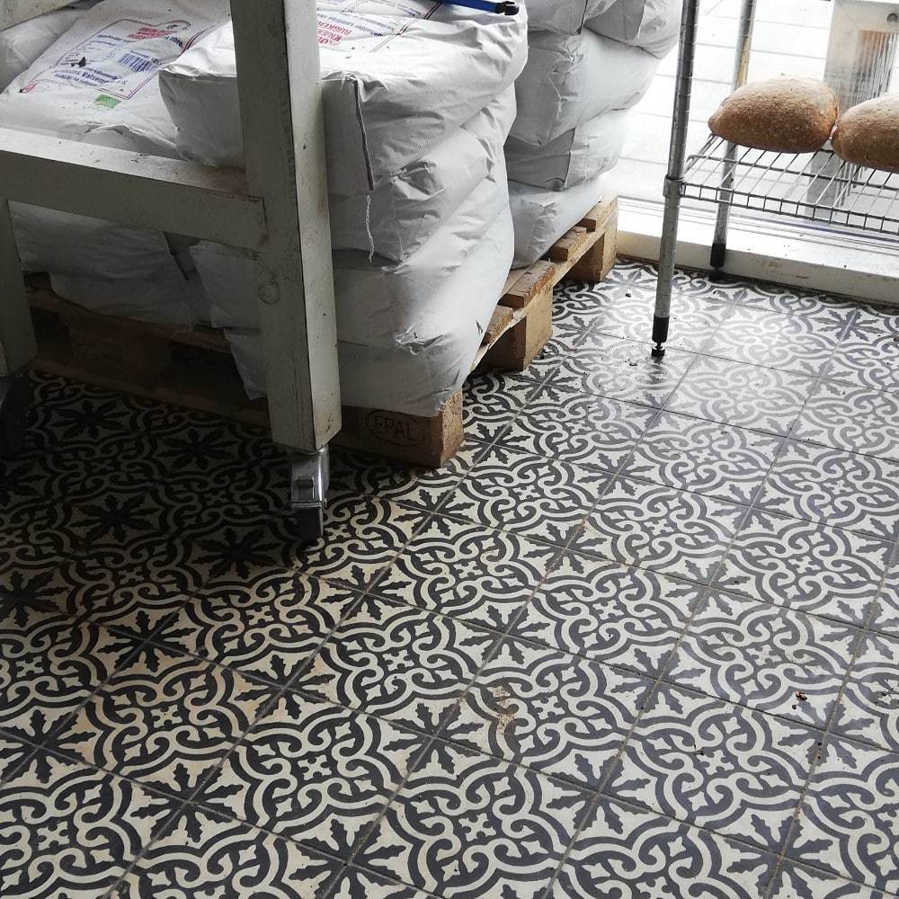 Villa Tiles, Cement tiles, Zementfliesen, Carreaux de ciment, encaustic tiles, exclusive tiles, luxury tiles, handmade tiles, handcrafted tiles, Svaneke brød, danish design tiles, moroccan tiles, handgjort kakel, håndlagde fliser